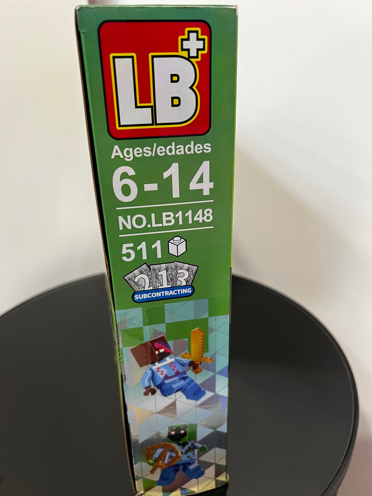Konstruktorius su LED 511 detalių